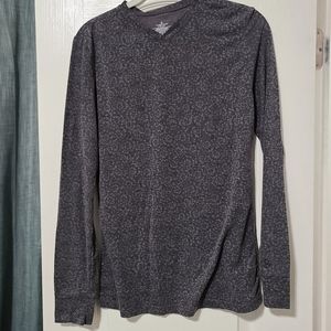 Cuddl Duds long sleeve active layer shirt. Medium